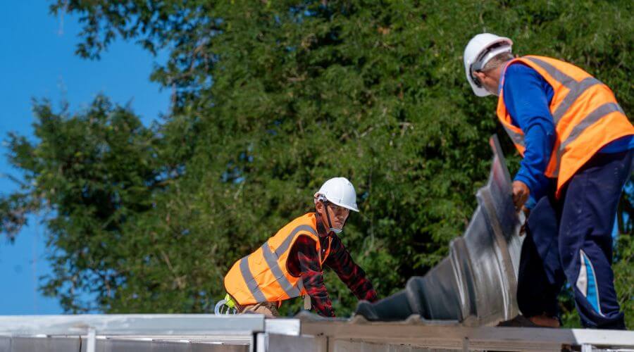 Professional gutter cleaning in Melville, LA